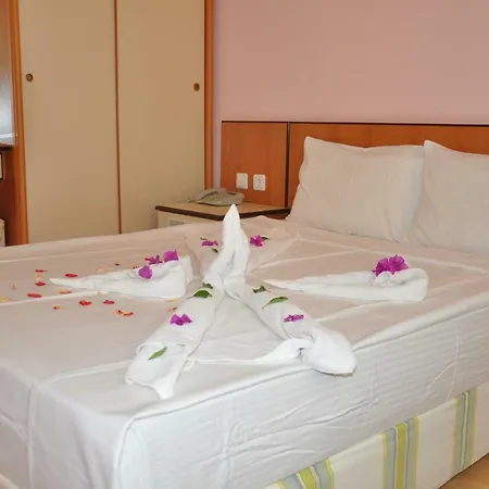 Hotell Royal Nas Ürkmez