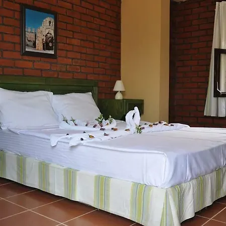 Hotell Royal Nas Ürkmez